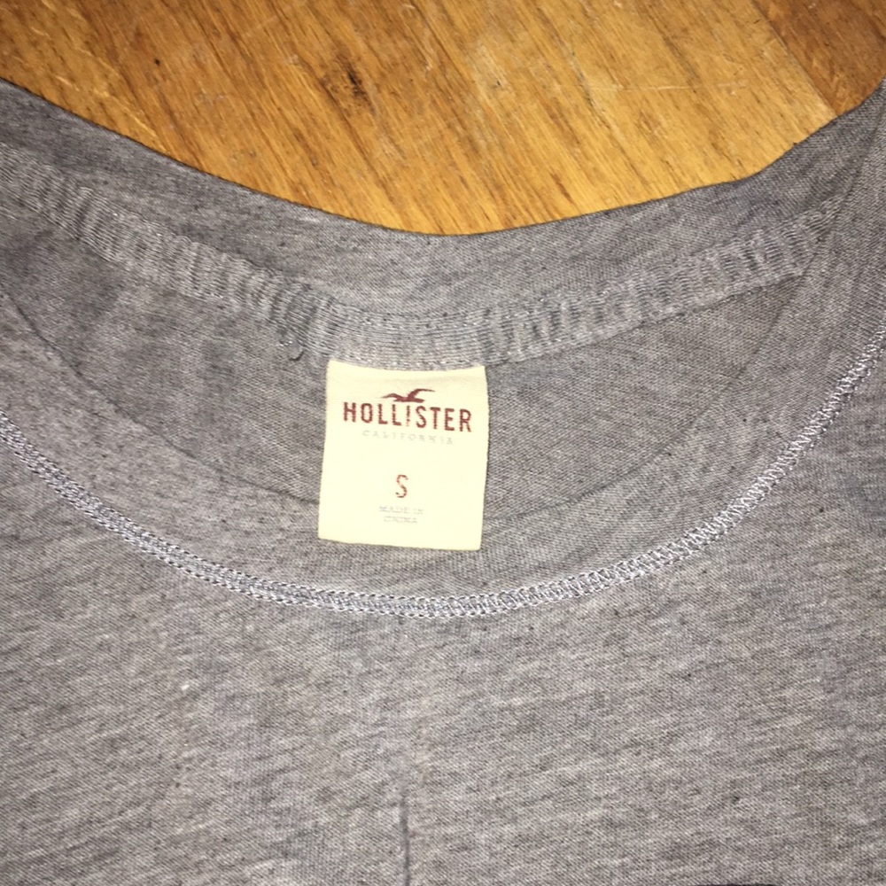 2 Muscle tees - Picture 4 of 5